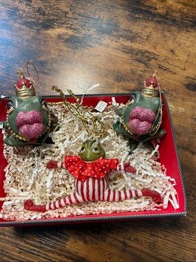 Katherine’s Collection Frog Prince and Jester Ornaments - Red Green Set